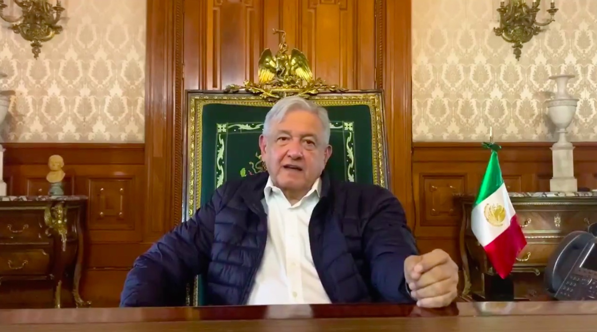 Distanciamiento social ha permitido “domar” COVID-19: AMLO Distanciamiento social ha permitido “domar” COVID-19: AMLO