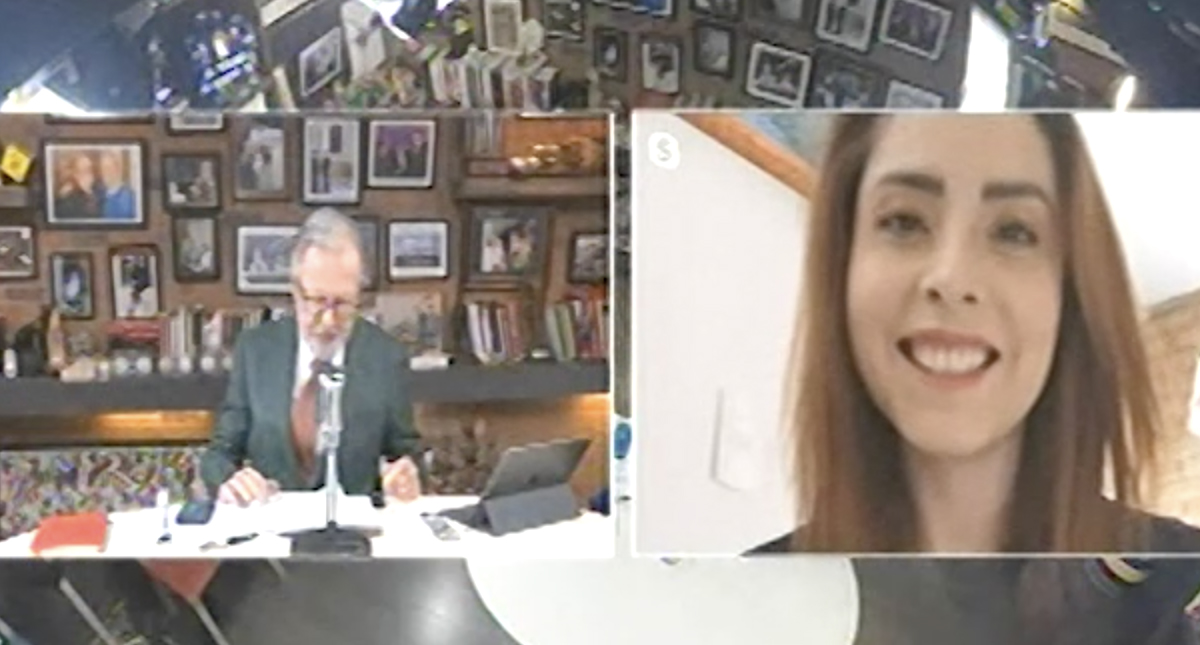 Análisis grafológico de las firmas de Zoe Robledo y Bernie Sanders