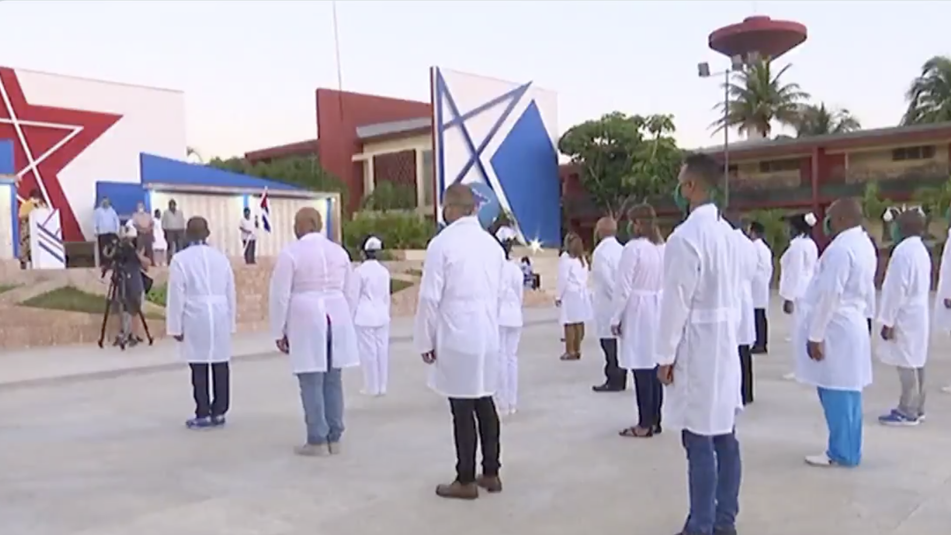 Cuba envía médicos a México para enfrentar COVID-19