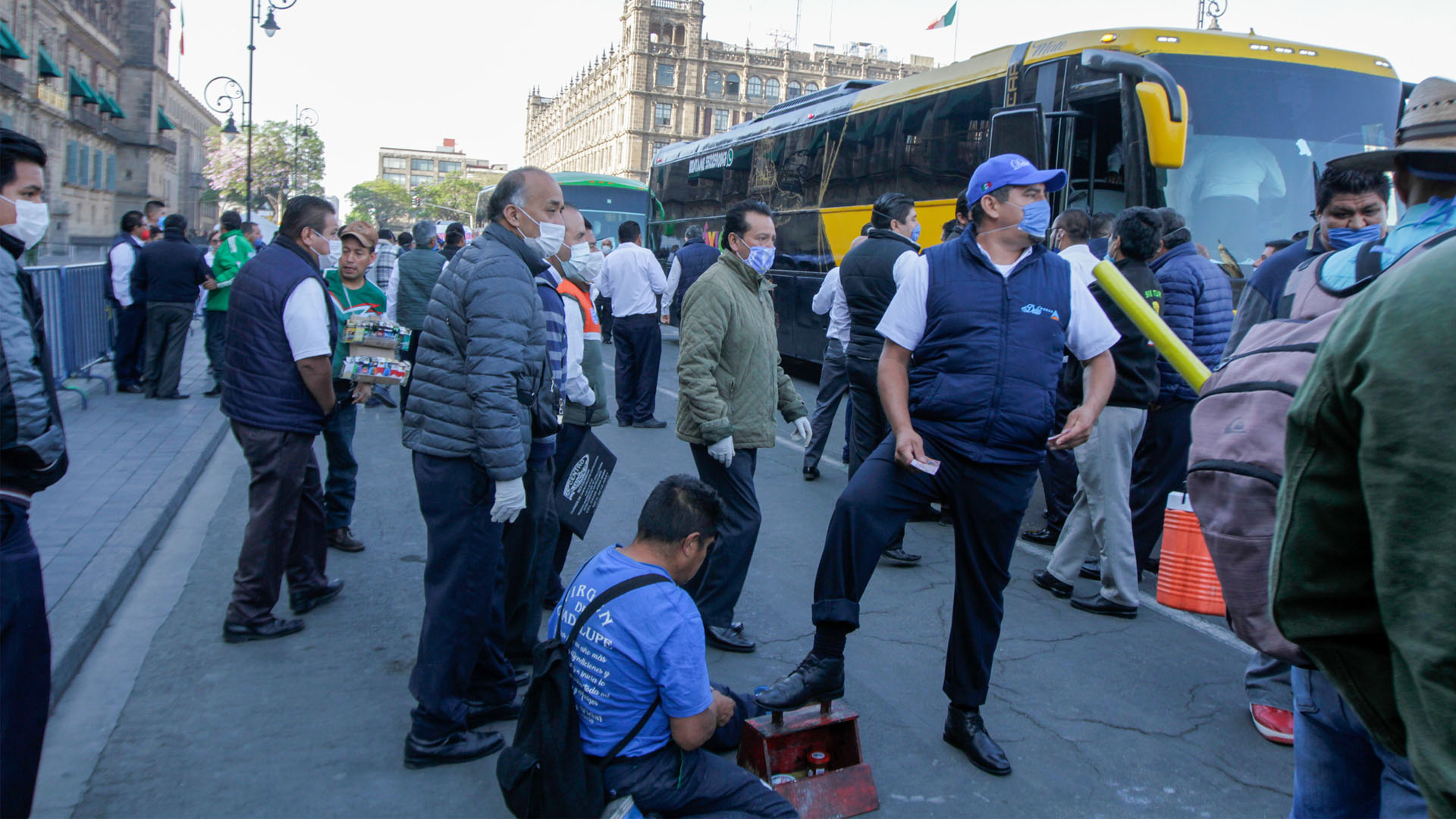 El 54 por ciento de los mexicanos ha detenido “en parte” sus actividades por COVID-19