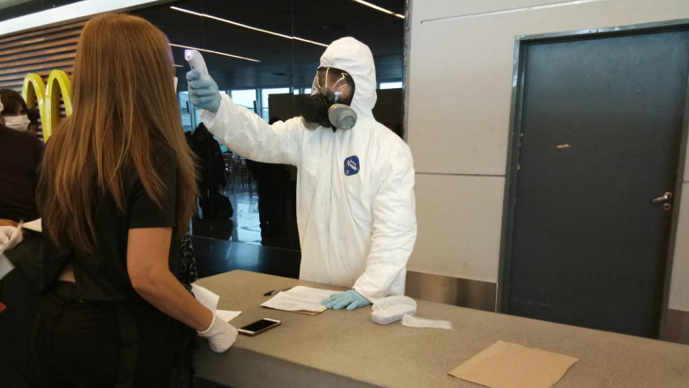 Repatriarán a 280 mexicanos varados en Argentina - mexicanos-repatriados-buenos-aires-argentina-2