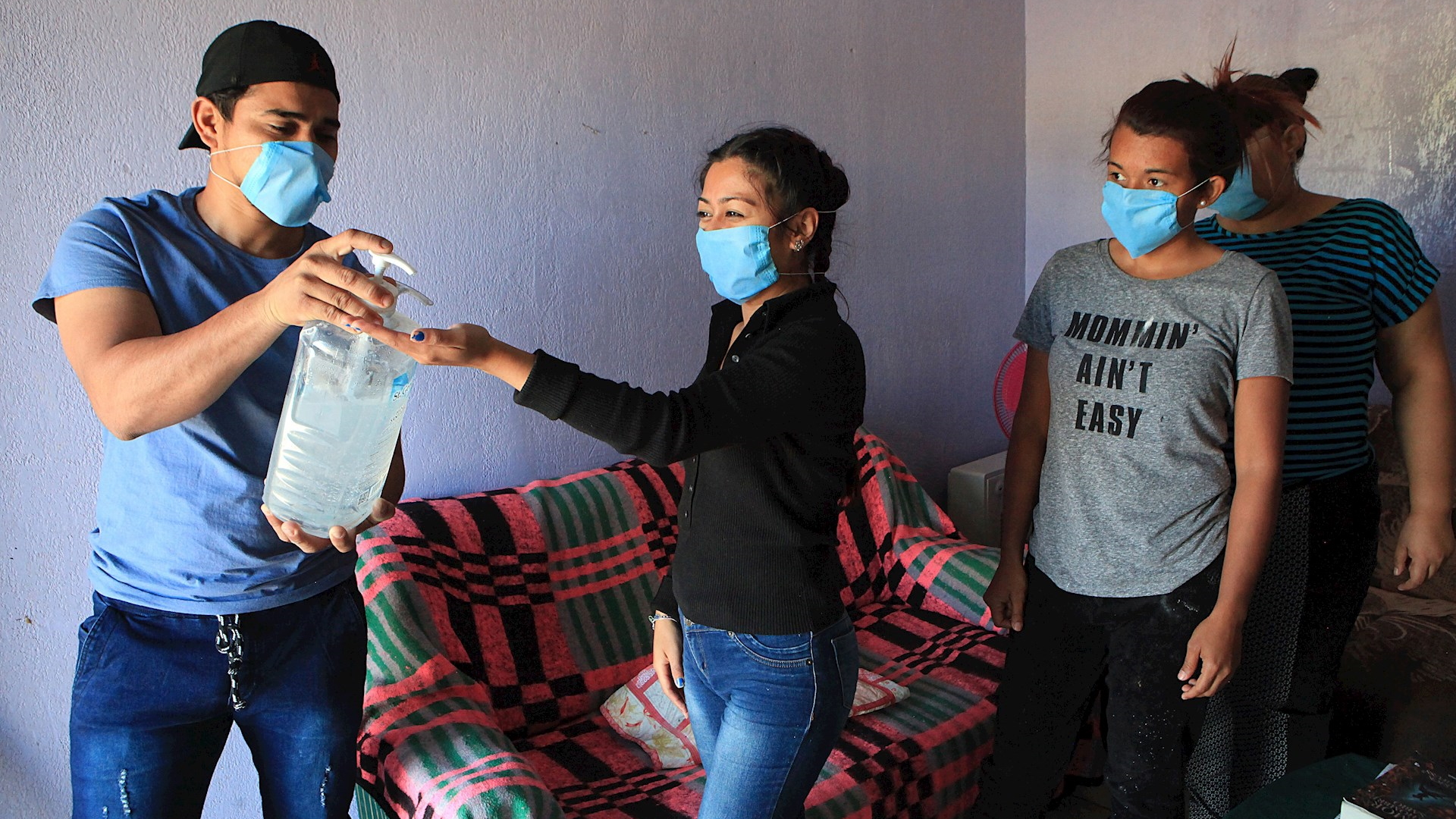 Recomendaciones para evitar contagios de COVID-19 tras salir de casa