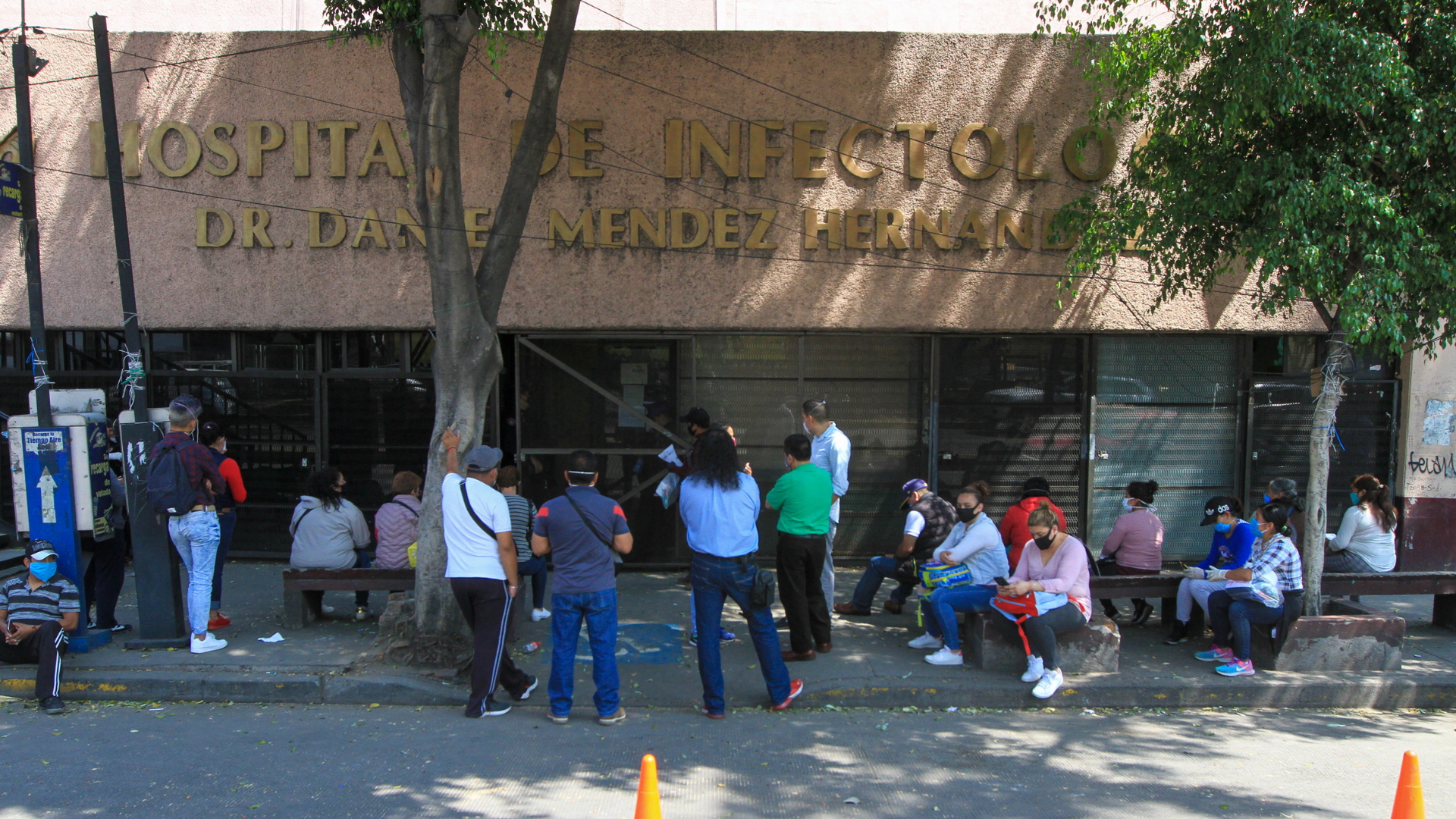 #Video Suman 16 mil 752 casos confirmados y mil 569 decesos por COVID-19 en México