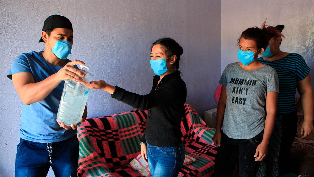 Amnistía Internacional pide a México proteger a migrantes ante COVID-19