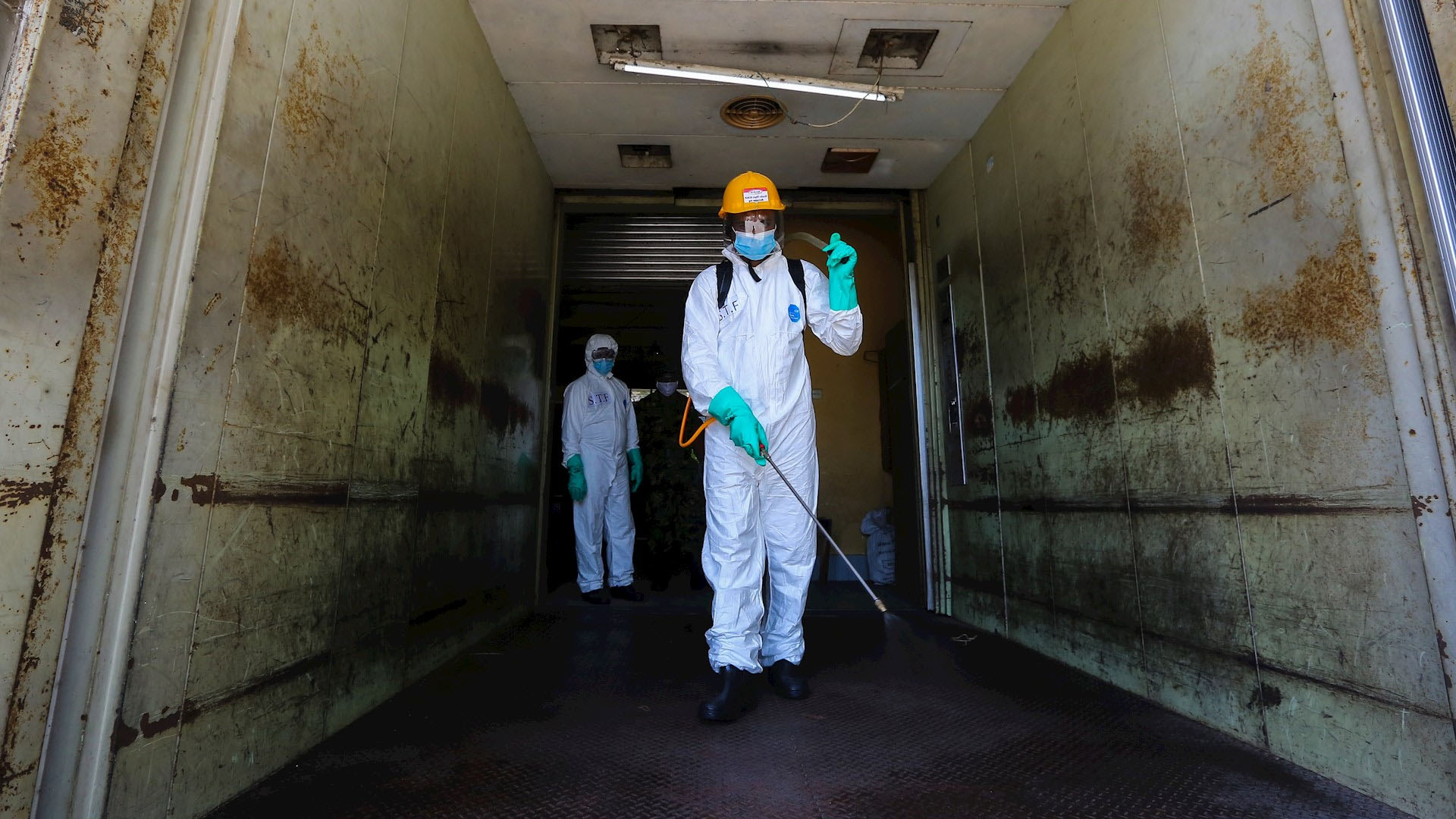 Suman 2 millones 242 mil 868 casos de COVID-19 en el mundo