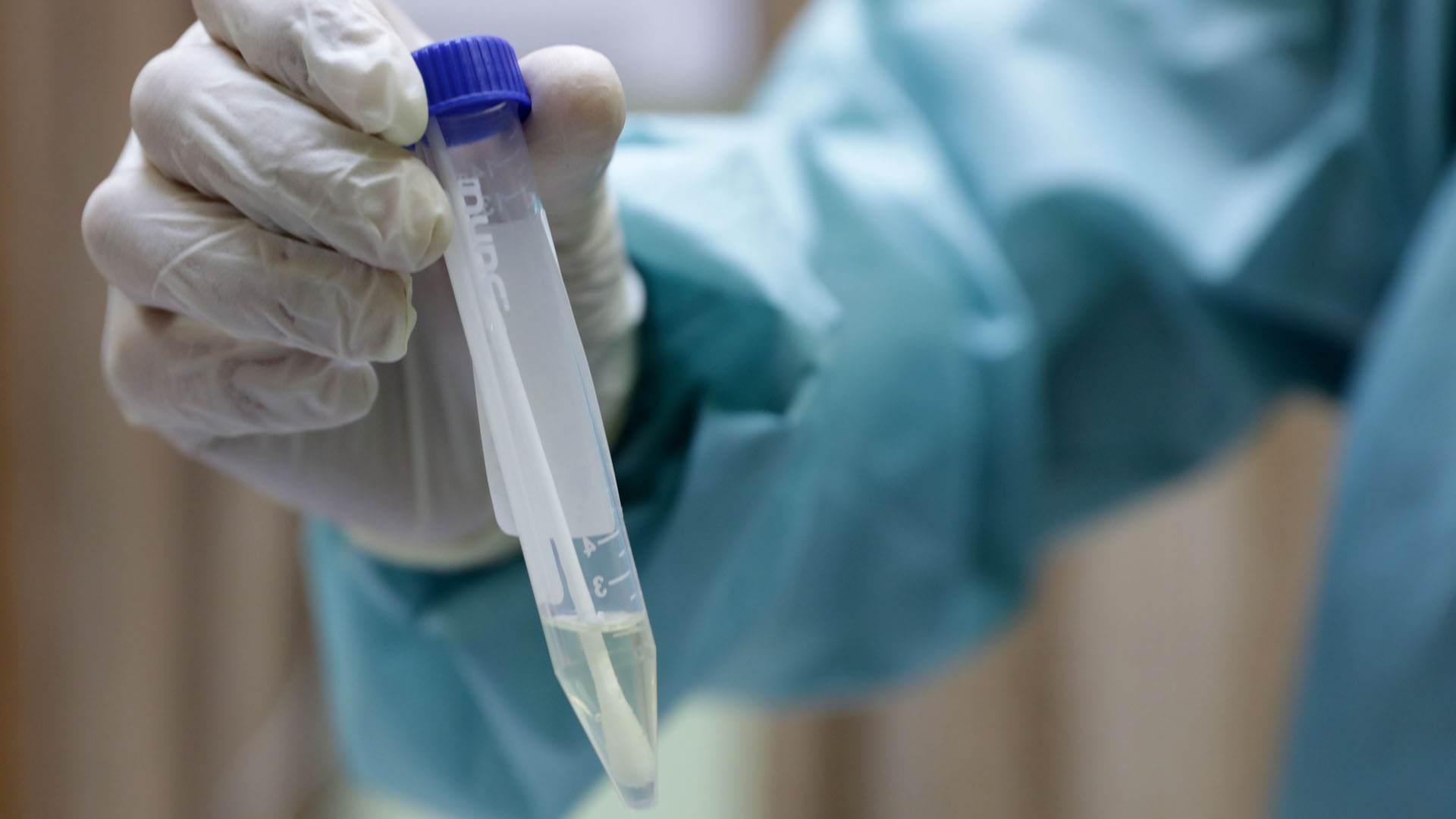 EE.UU. aplica nueva prueba para detectar COVID-19 más rápido