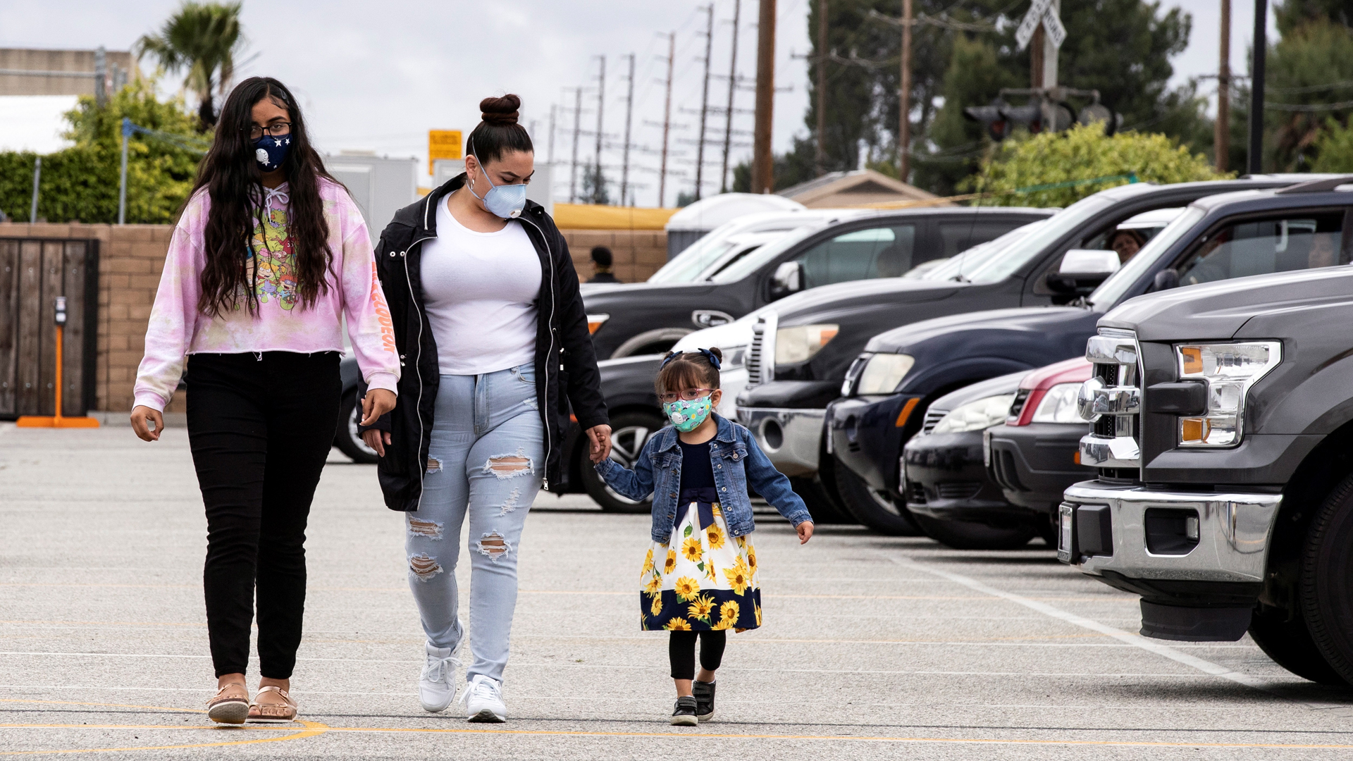 California apoyará económicamente a migrantes por COVID-19