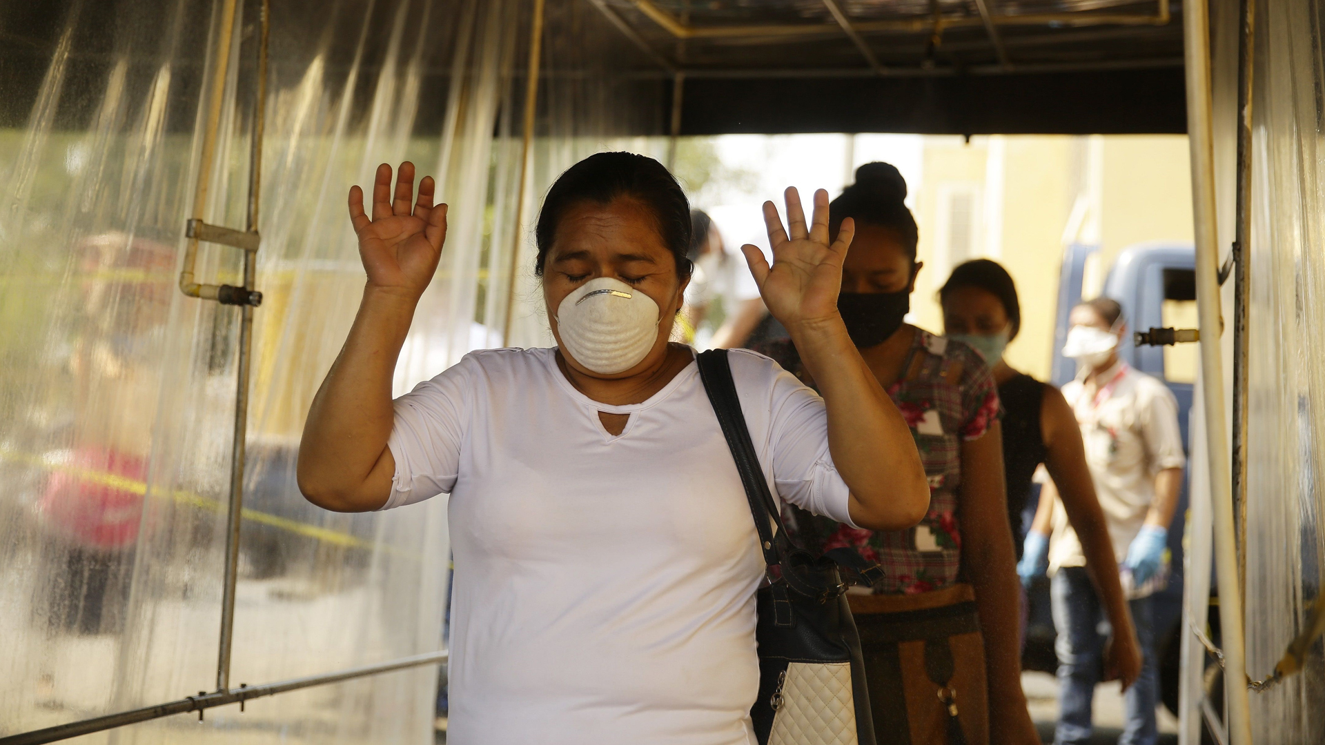 ONU advierte que COVID-19 intensifica la desigualdad que sufre la mujer