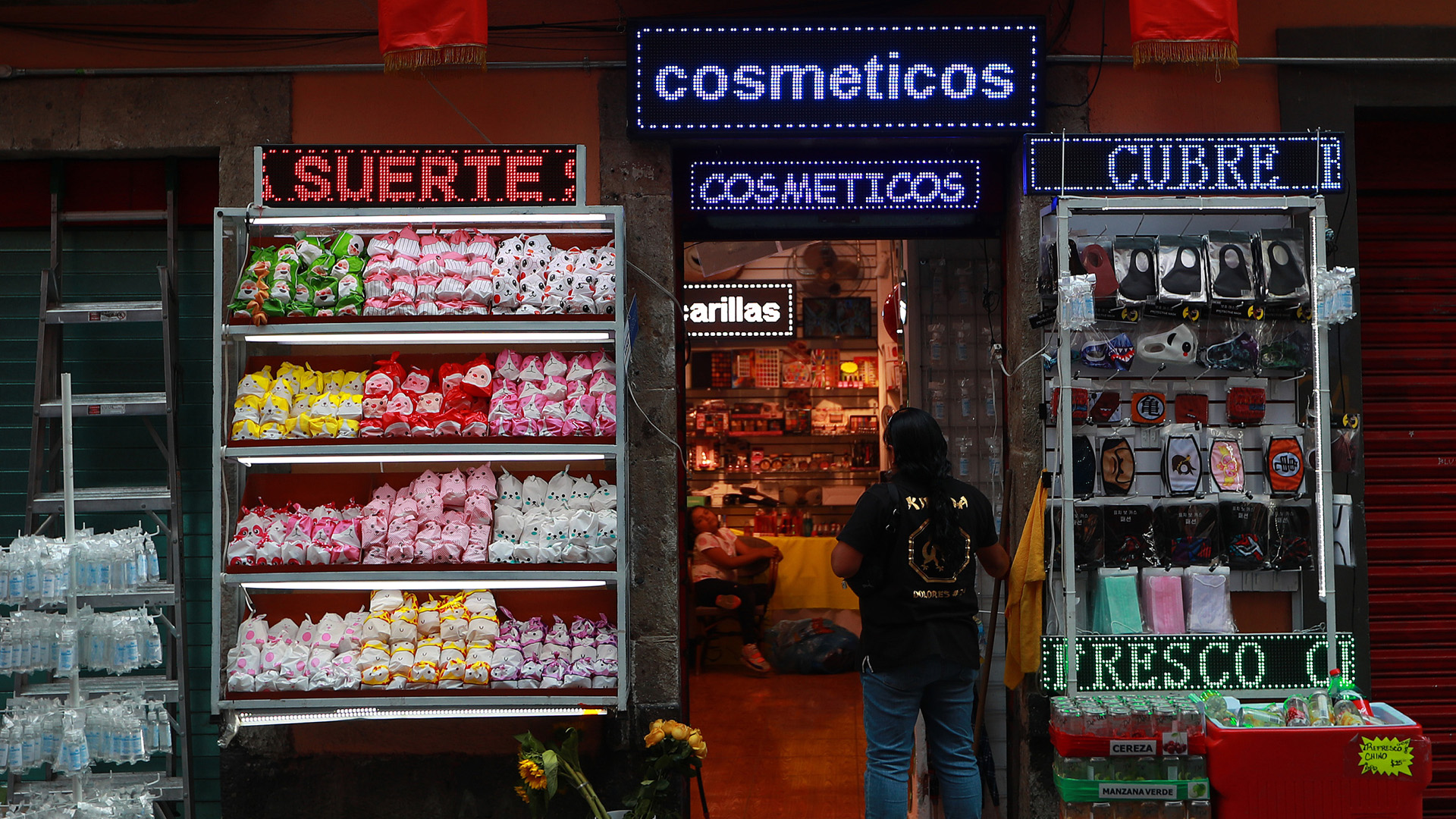 Autoridades podrían clausurar empresas que se negaron a cerrar por pandemia