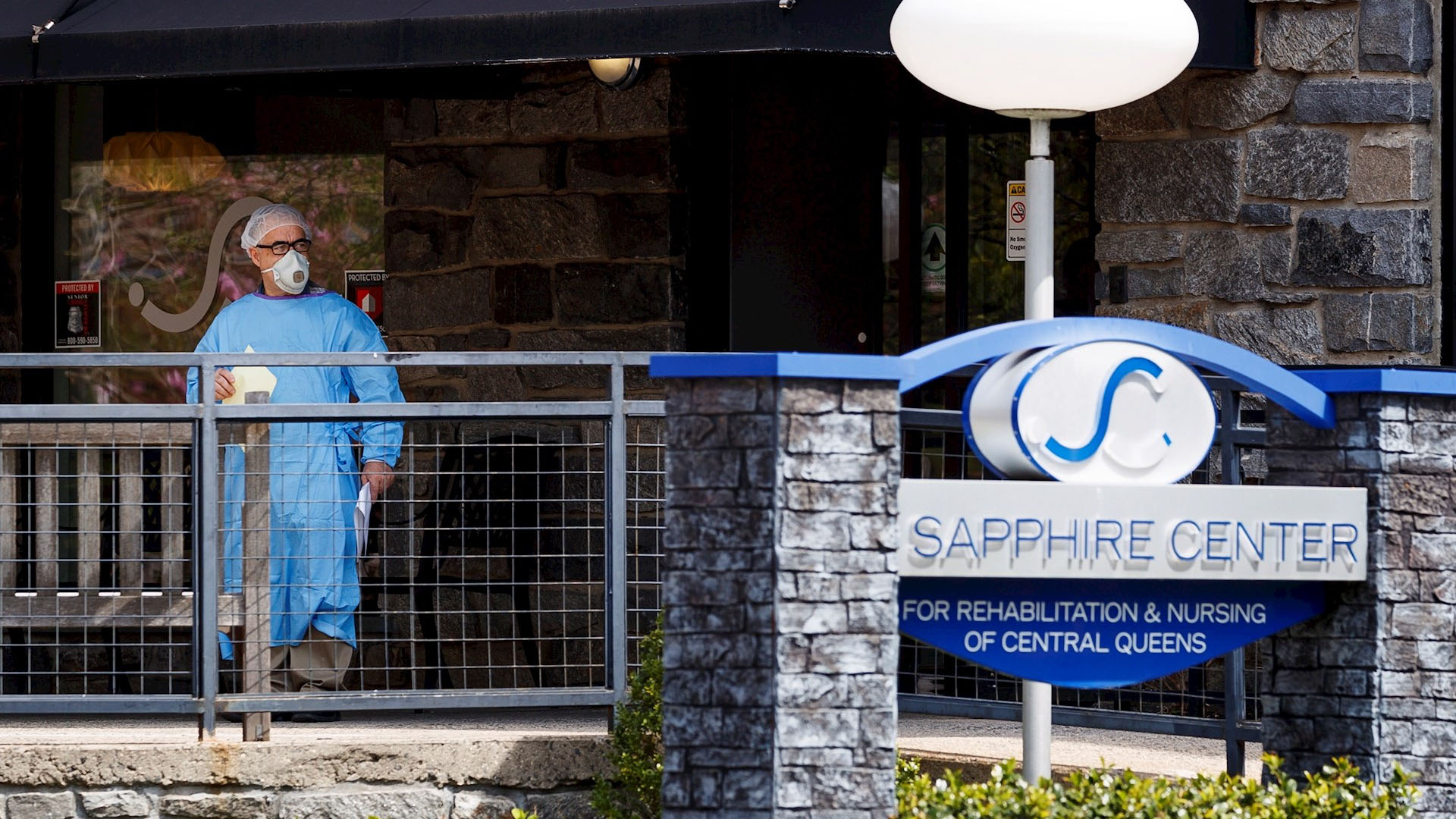 Bajan muertes por COVID-19 en Nueva York; hay alta preocupación por ancianos