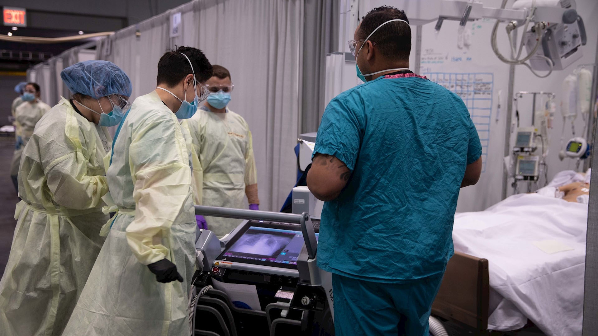 Autoridades sanitarias de Nueva York rechazan recomendación de Trump contra COVID-19