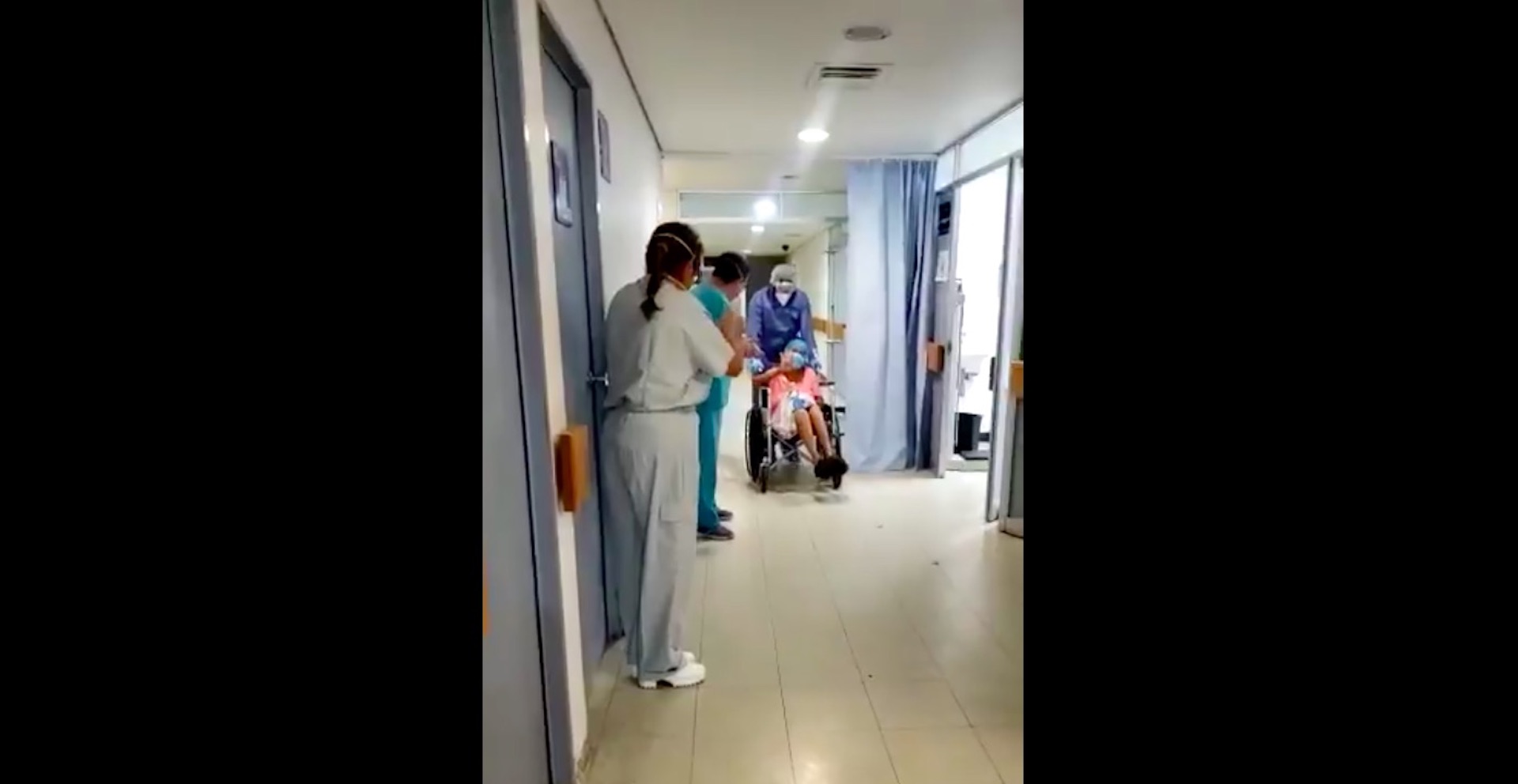 #Video Aplauden a paciente en Veracruz tras superar el COVID-19