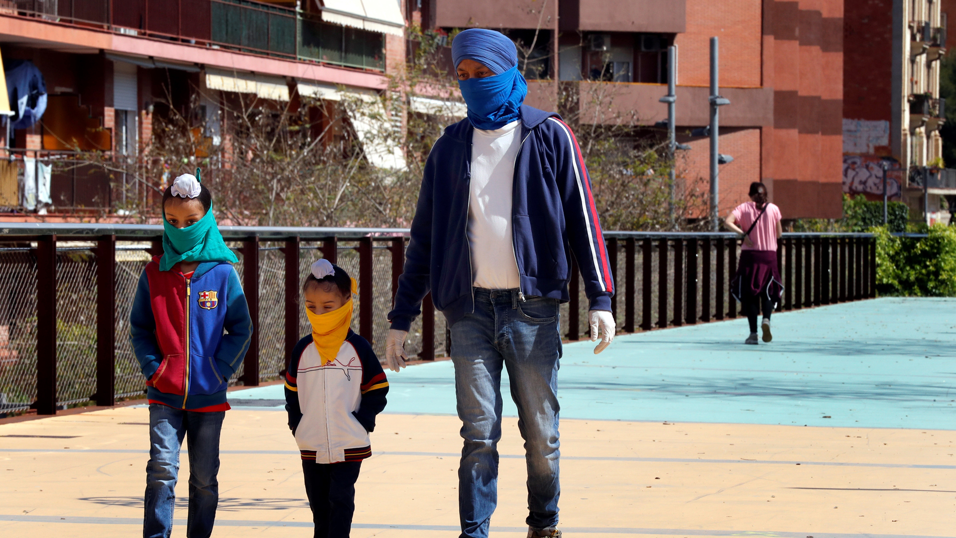 España fija horarios para que población salga de paseo o se ejercite