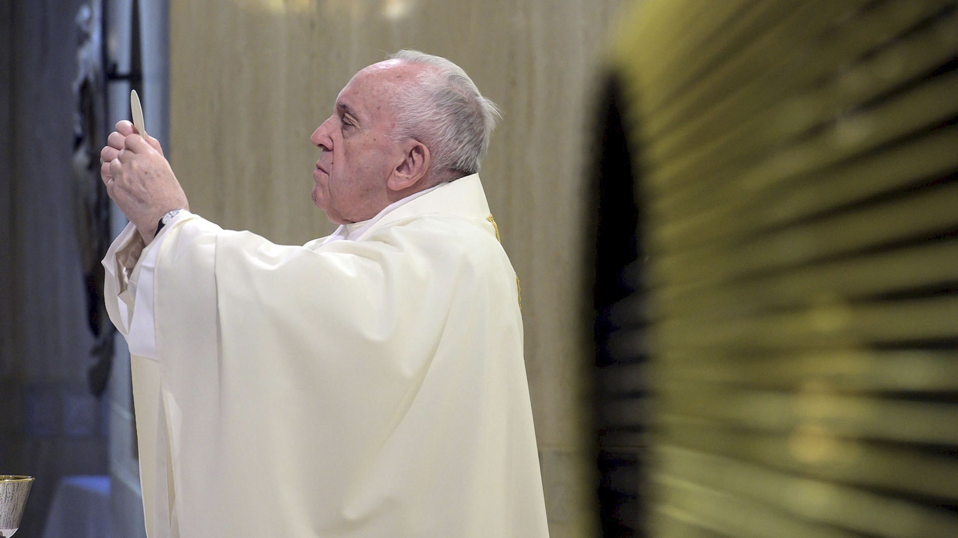 El papa Francisco dona material médico contra COVID-19 a Siria y Gaza