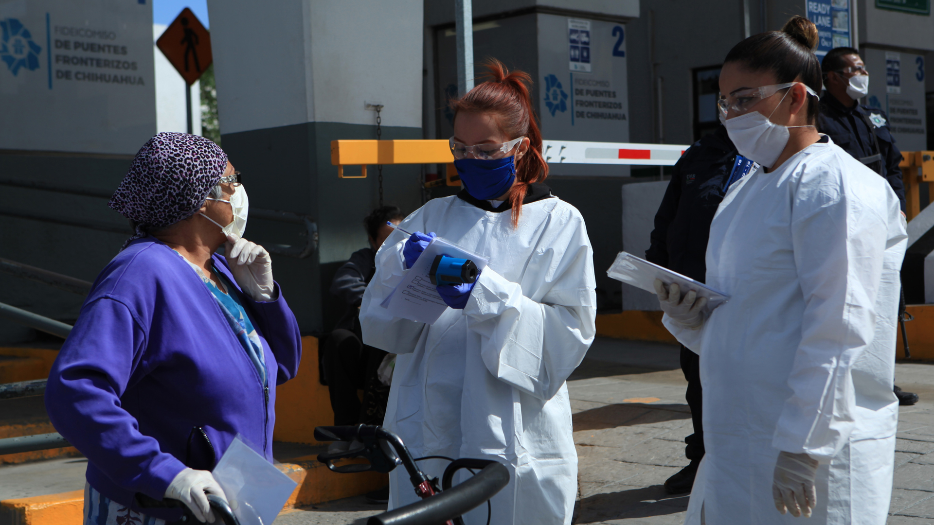 Secretaría de Salud pide respeto a médicos y enfermeras que atienden COVID-19