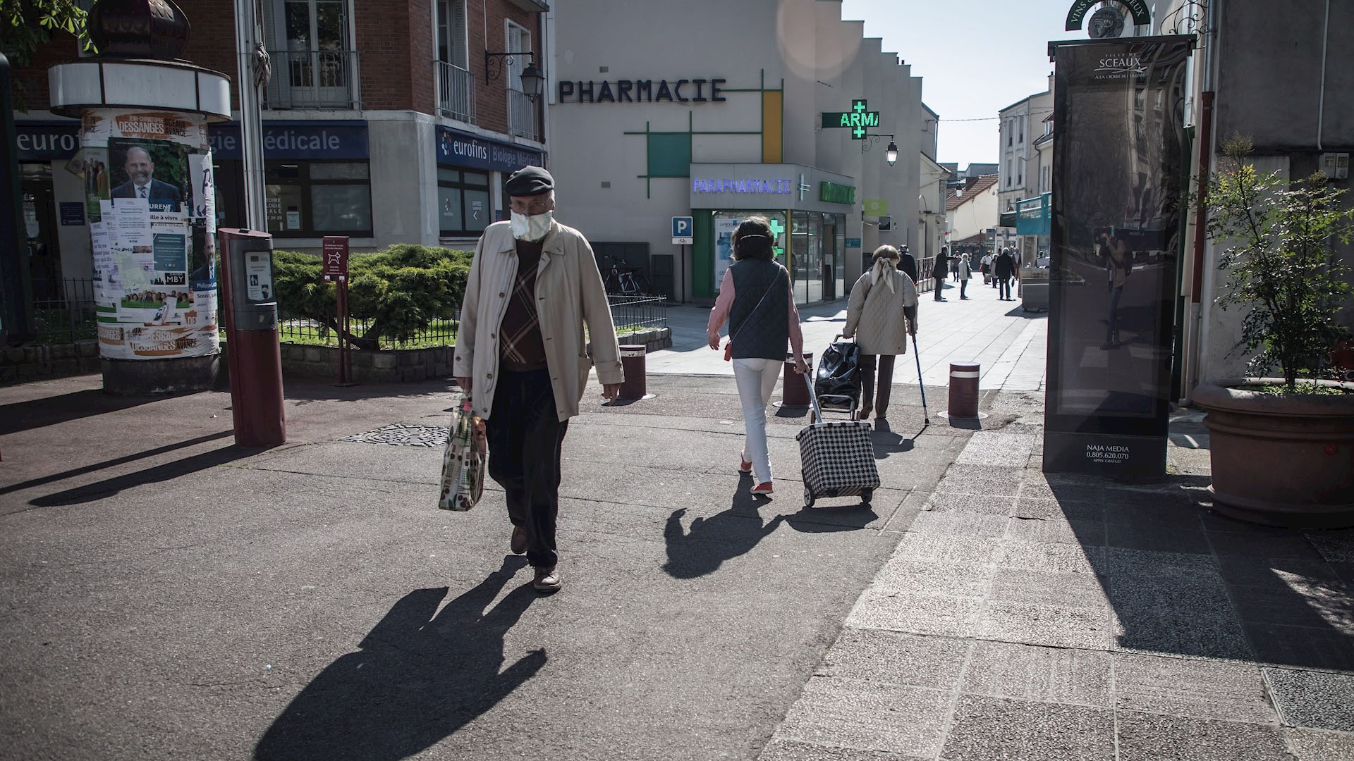 PIB de Francia se desploma 6 % en primer trimestre por COVID-19