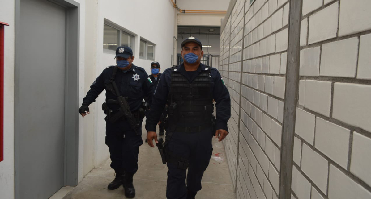 Se contagian de COVID-19 cinco policías de Tabasco