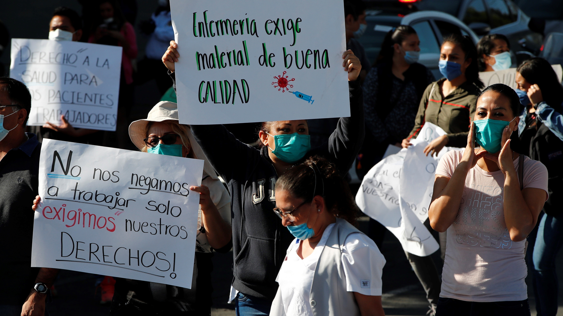 Precaria situación de médicos en Latinoamérica se agrava con la pandemia