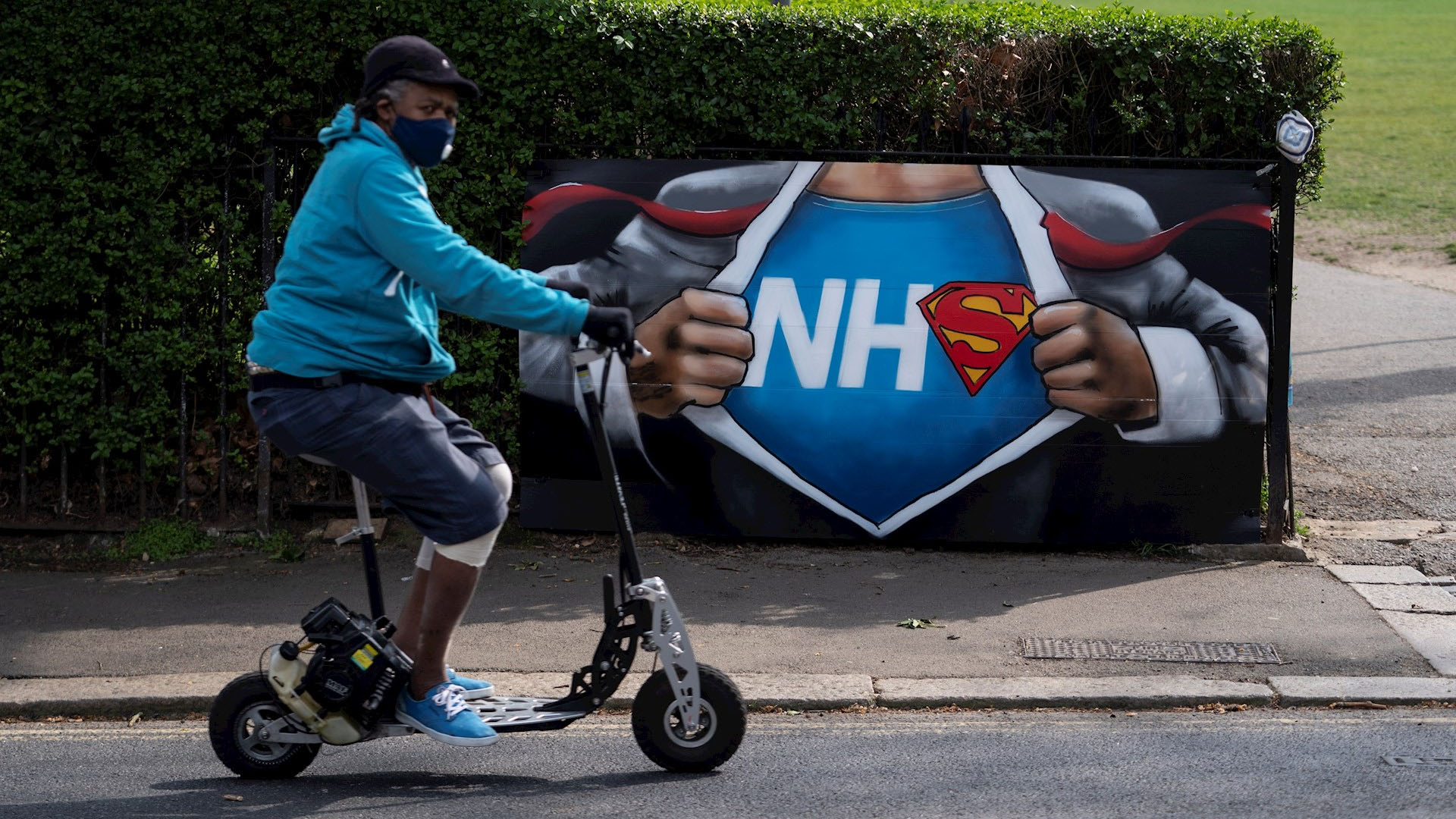 Reino Unido suma 9 mil 875 muertes por COVID-19