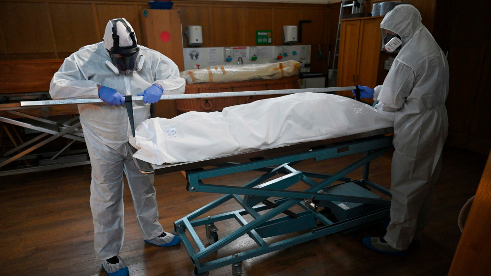 Reino Unido suma 21 mil 678 muertes por COVID-19