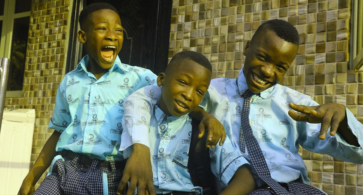 Adolescentes nigerianos recrean el tráiler de la última temporada de “La Casa de Papel”