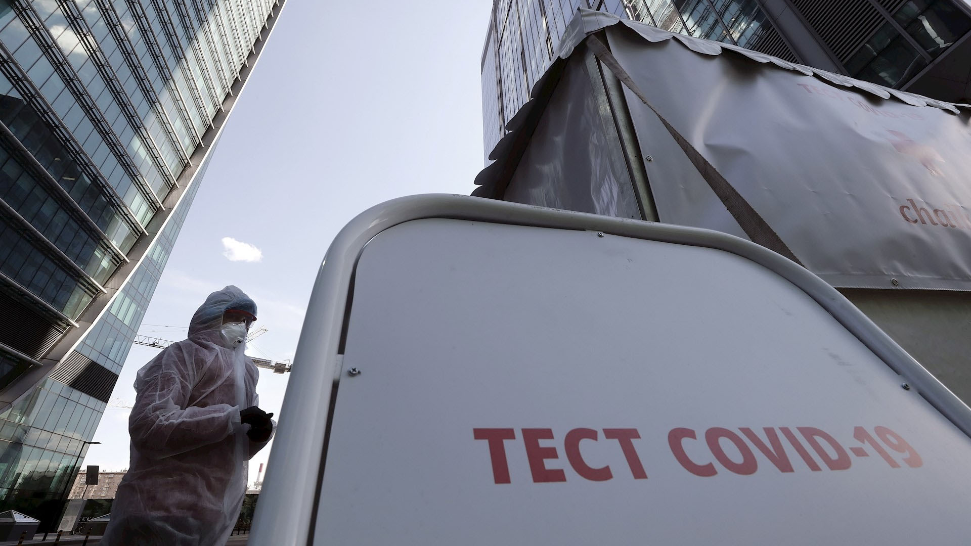 Rusia suma 87 mil 14 casos de COVID-19 y supera a China en contagios