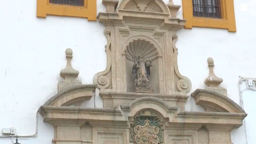 Silencio en el Viernes de Dolores cordobés y soledad en Capuchinos