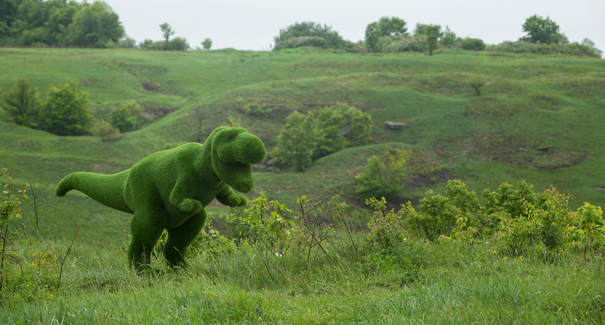 Roban esculturas de animales valuadas en 14 mil dólares en Florida - t-rex