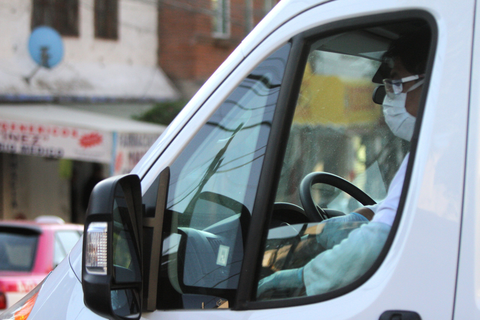 Reconoce Héctor Astudillo a trabajadores de actividades esenciales