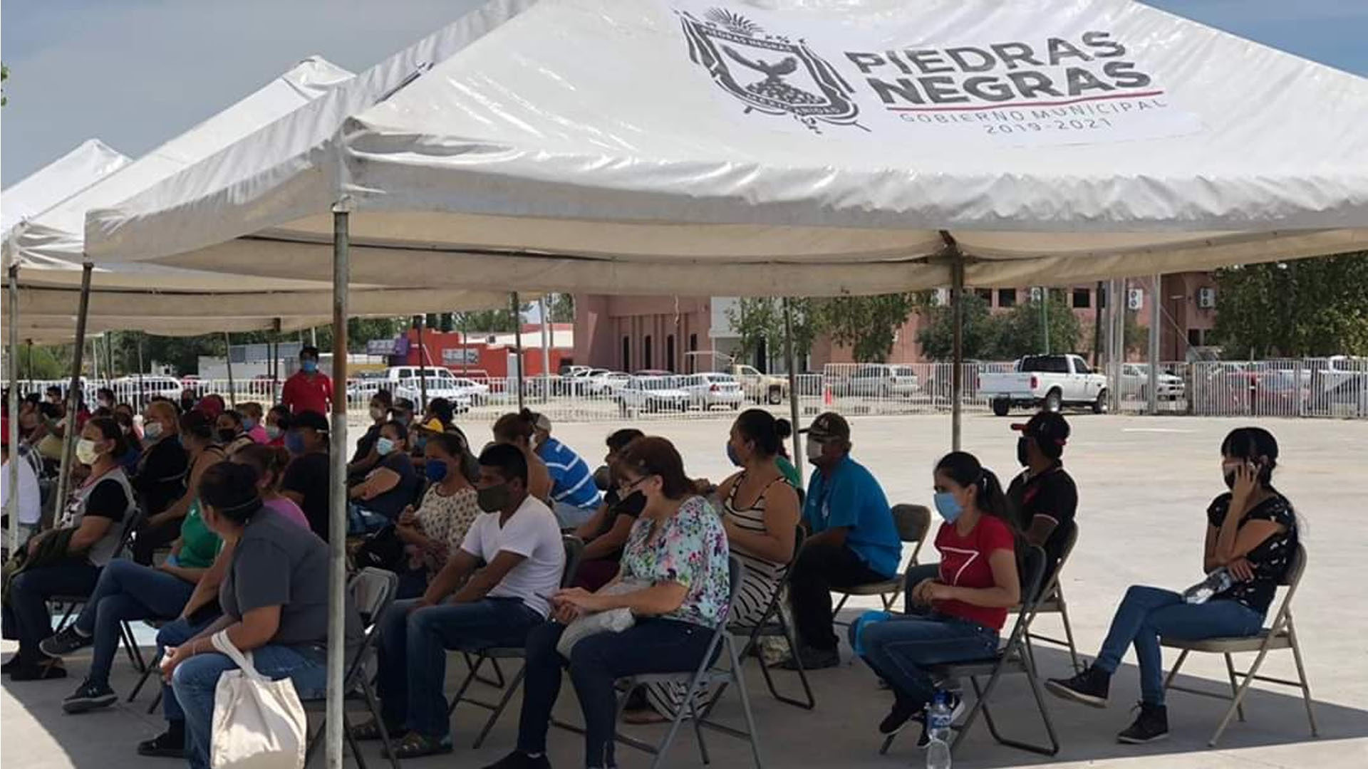 Suspenden a trabajadores de Piedras Negras tras recibir apoyo por COVID-19 Suspenden a trabajadores de Piedras Negras tras recibir apoyo por COVID-19
