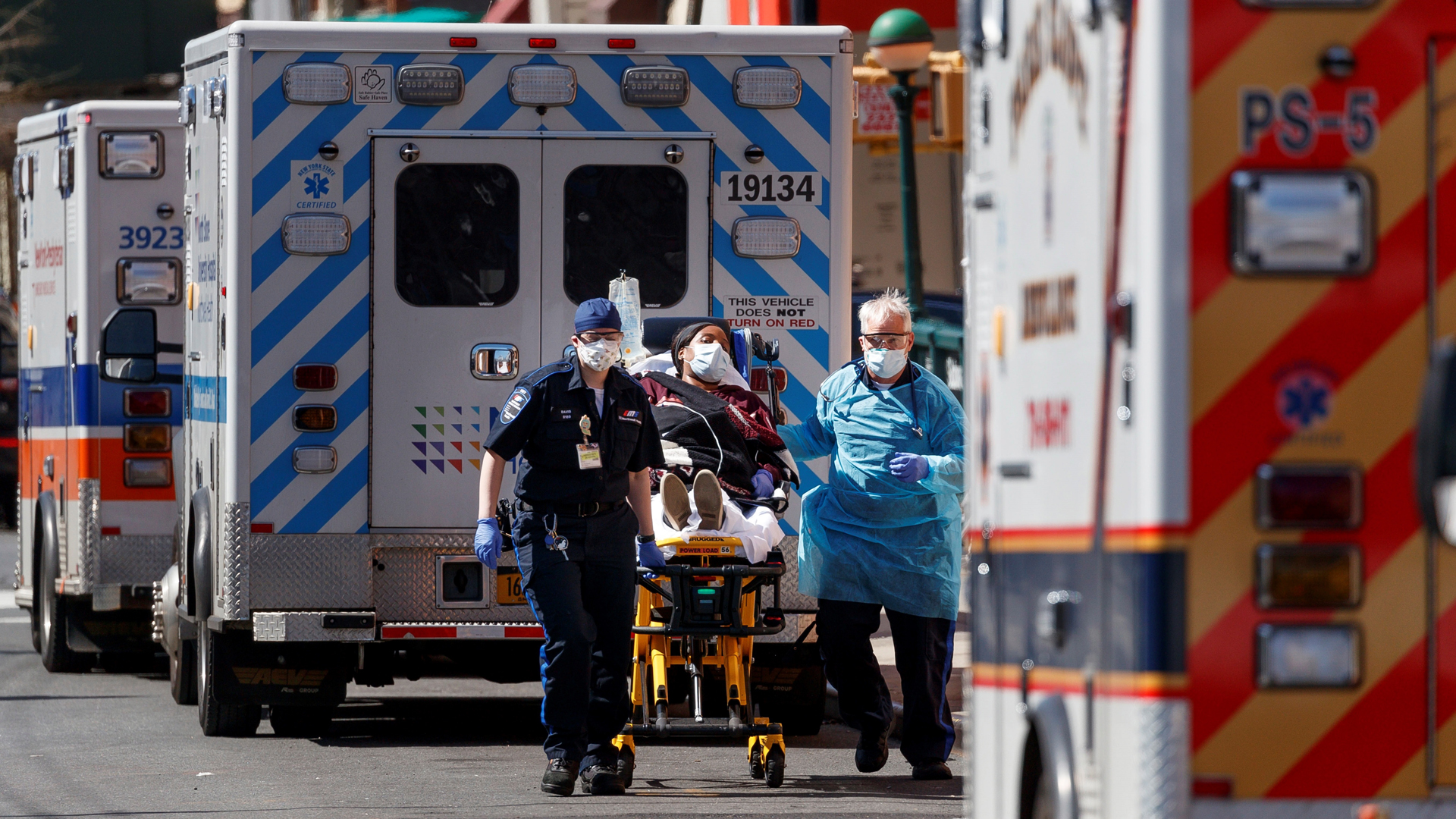 Nueva York plantea ‘entierros temporales’ de víctimas de COVID-19