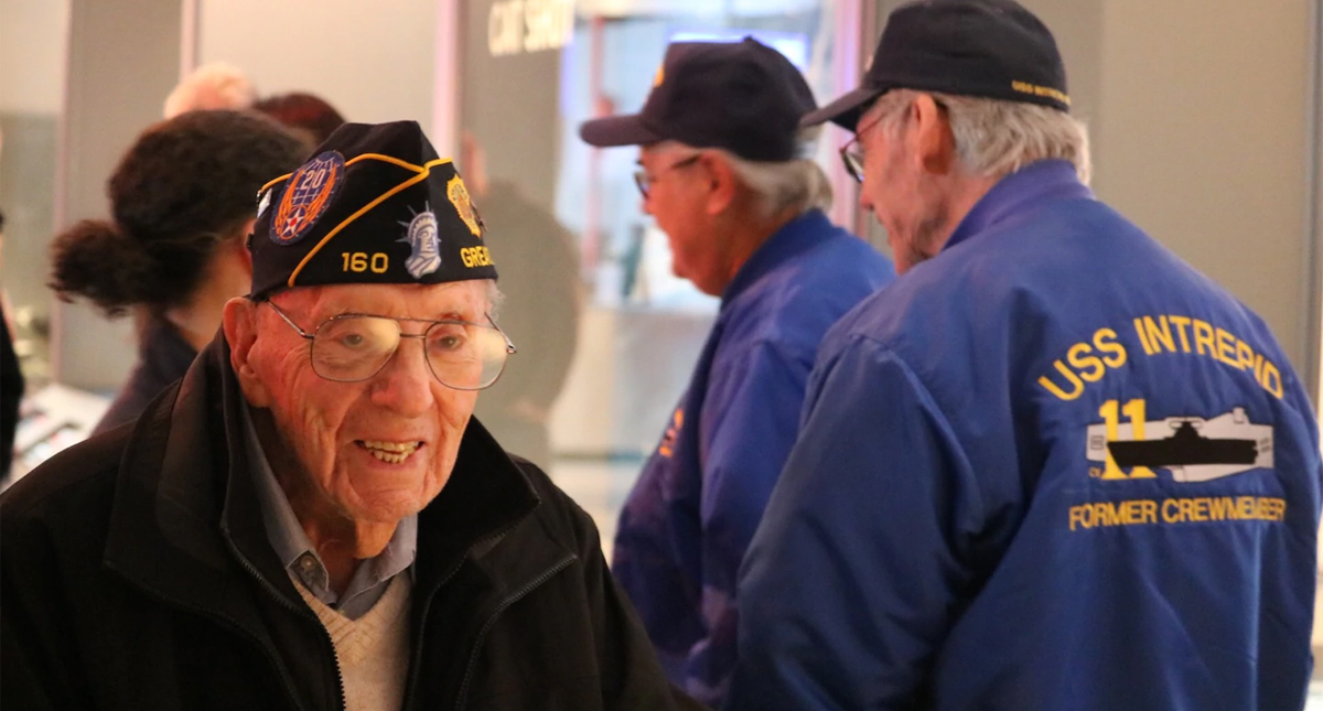 Murió hombre de 100 años por COVID-19; a su gemelo lo mató la gripe española