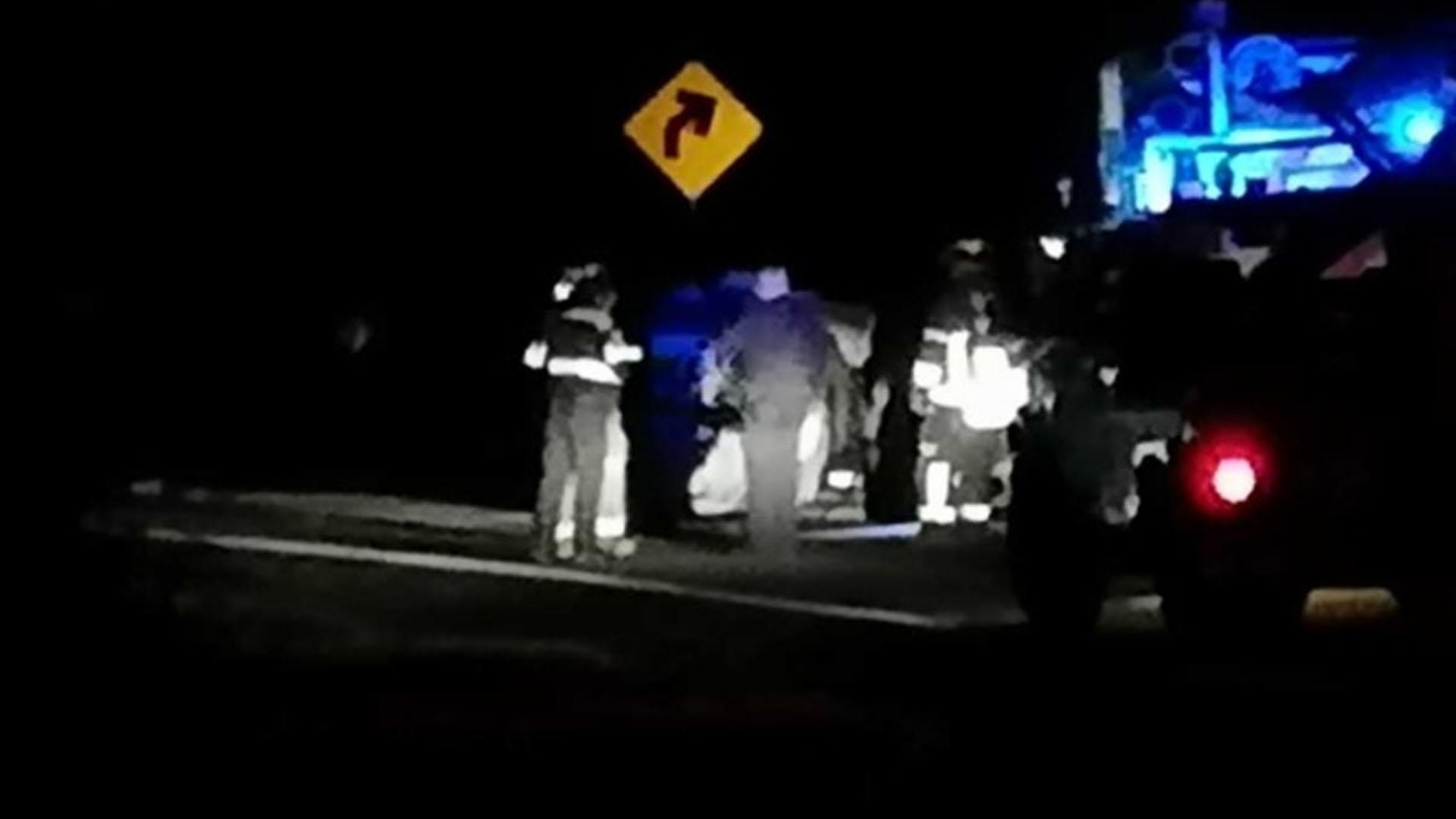 Volcadura en la carretera Xochimilco-Oaxtepec deja tres muertos