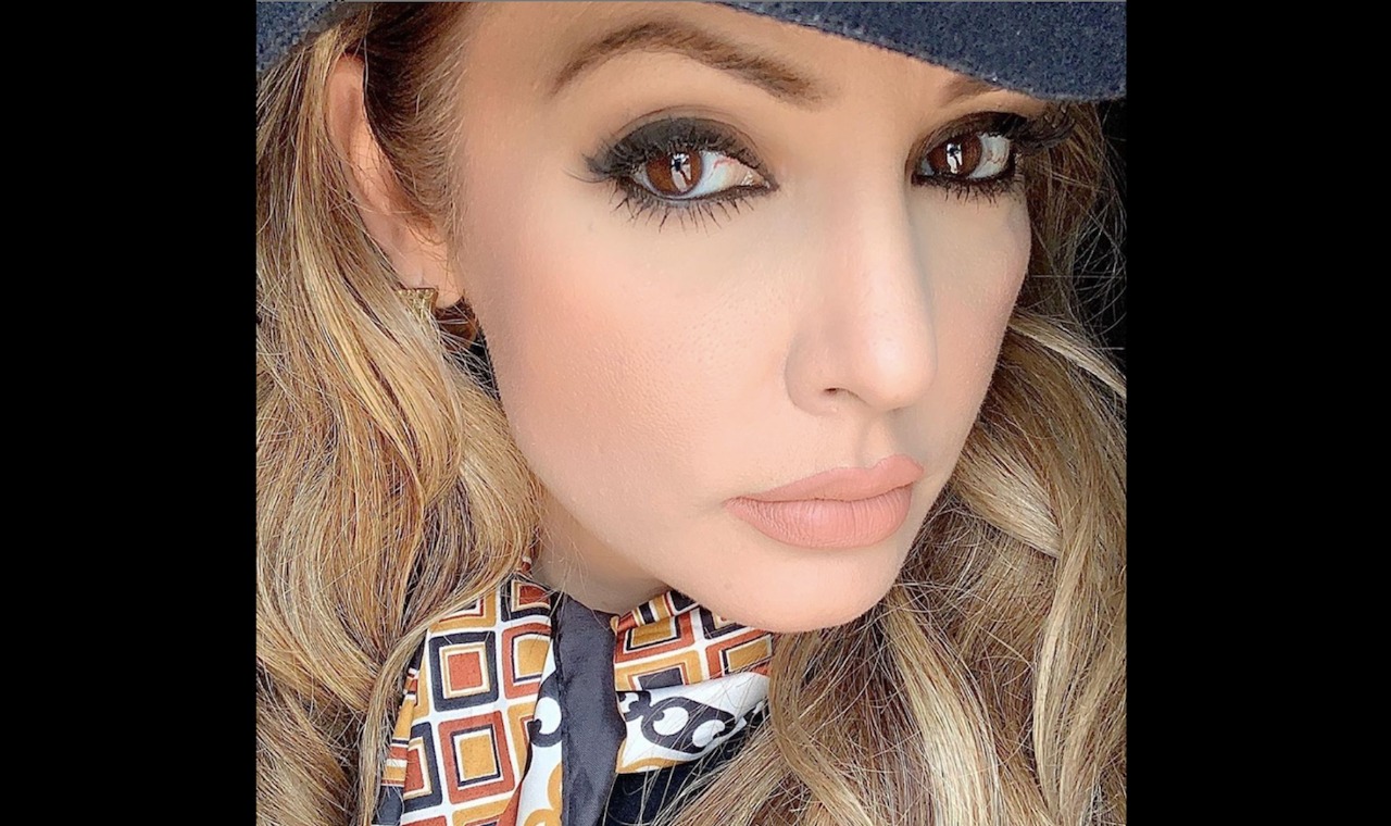 Paty Navidad responde a quienes critican su postura ante el COVID-19