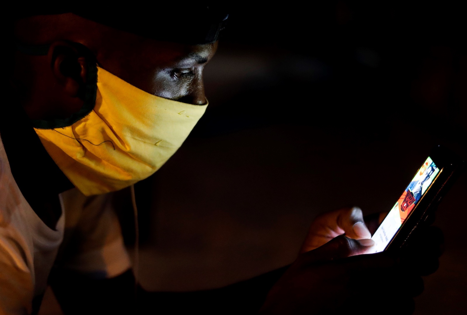 WhatsApp mantendrá medidas para evitar reenvío de información falsa de COVID-19