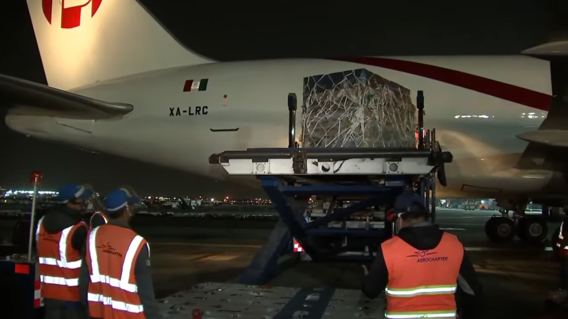 México recibe dos mil ventiladores de Estados Unidos para atender COVID-19