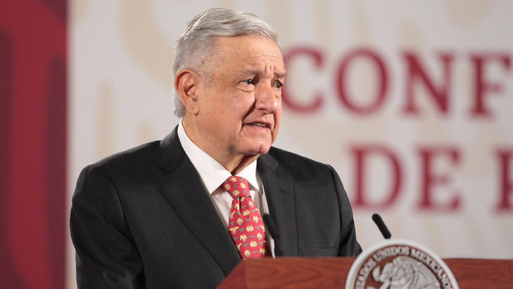 AMLO planea gira de una semana tras cuarentena