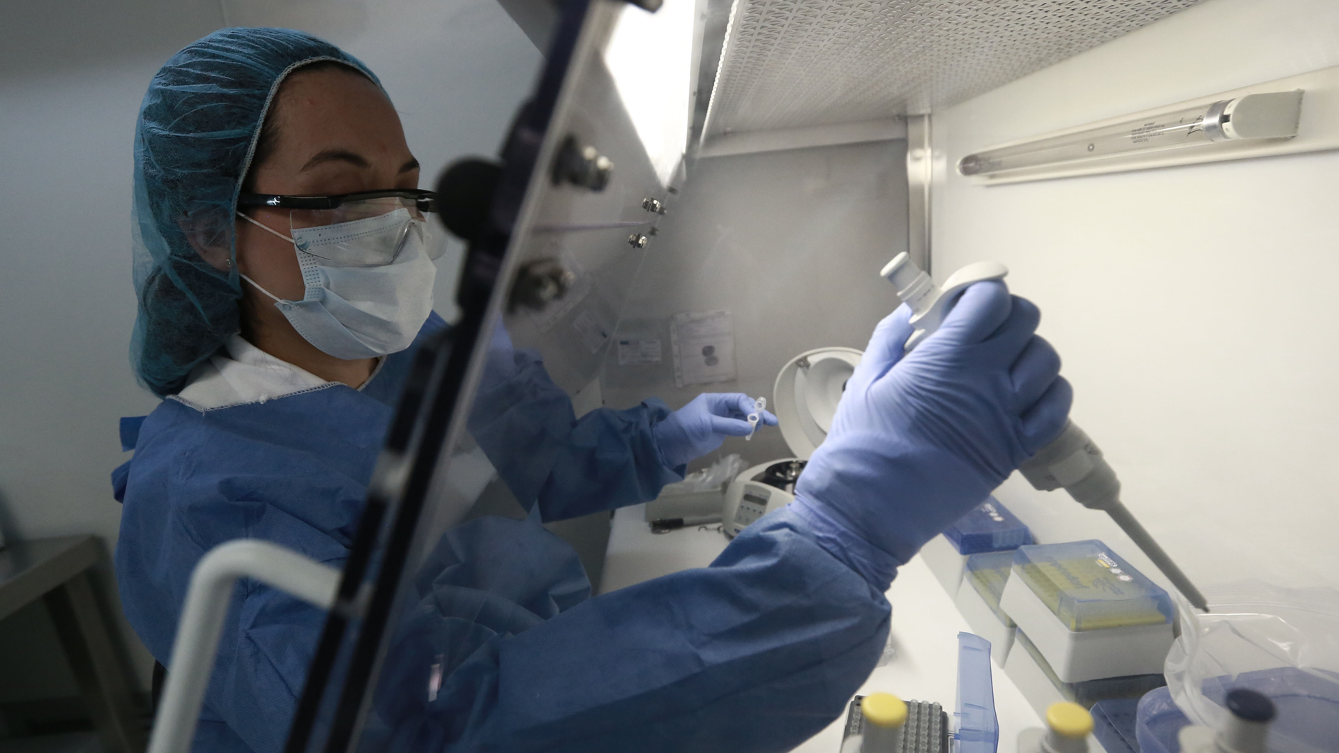 México ocupa el lugar 17 en pruebas de COVID-19 en América