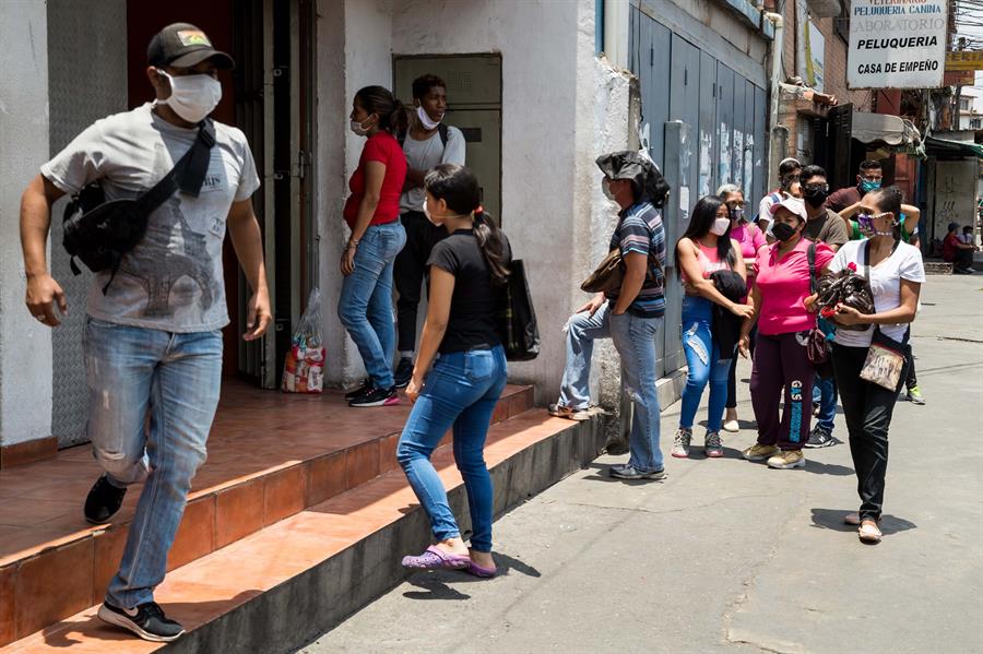 #Fotos Sobrevivir a la cuarentena en Venezuela - b85a9fed7001bfb5c3951f296336785c657f2100w