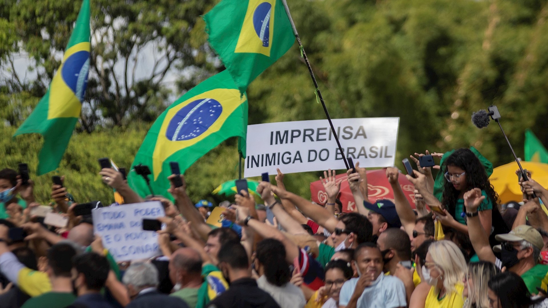 Brasil suma más de 363 mil casos de COVID-19; cifra de muertos asciende a 22 mil 666