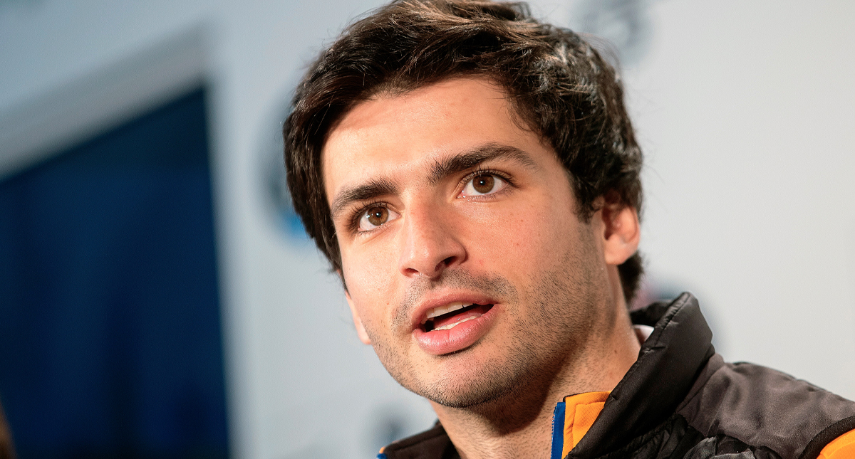 Carlos Sainz nuevo piloto de Ferrari; Daniel Ricciardo lo sustituirá en McLaren