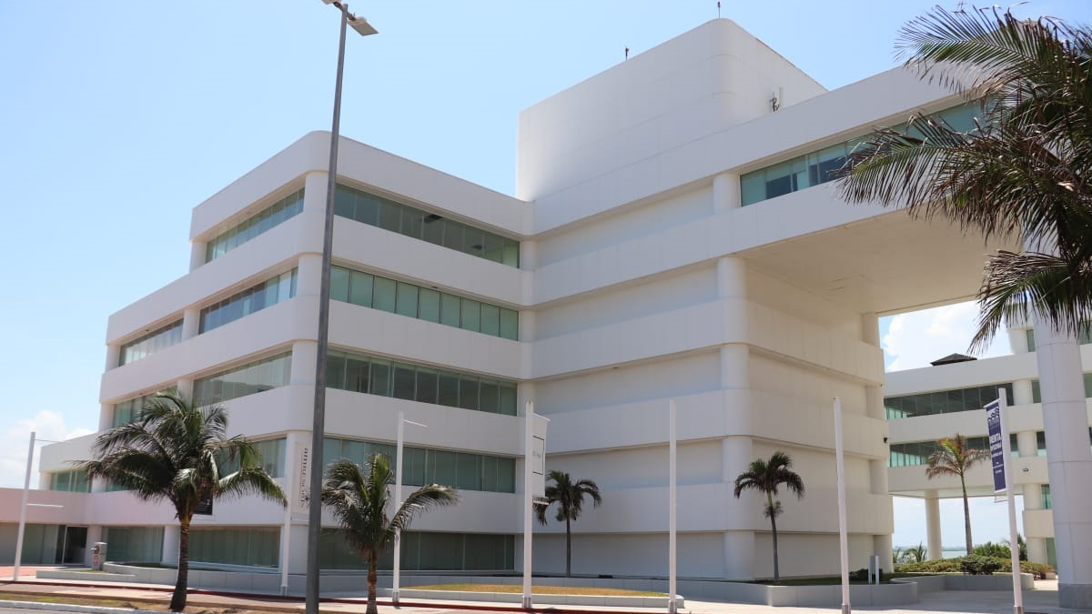 Anuncian nueva subasta de autos e inmuebles en Los Pinos - centro-empresarial-cancun