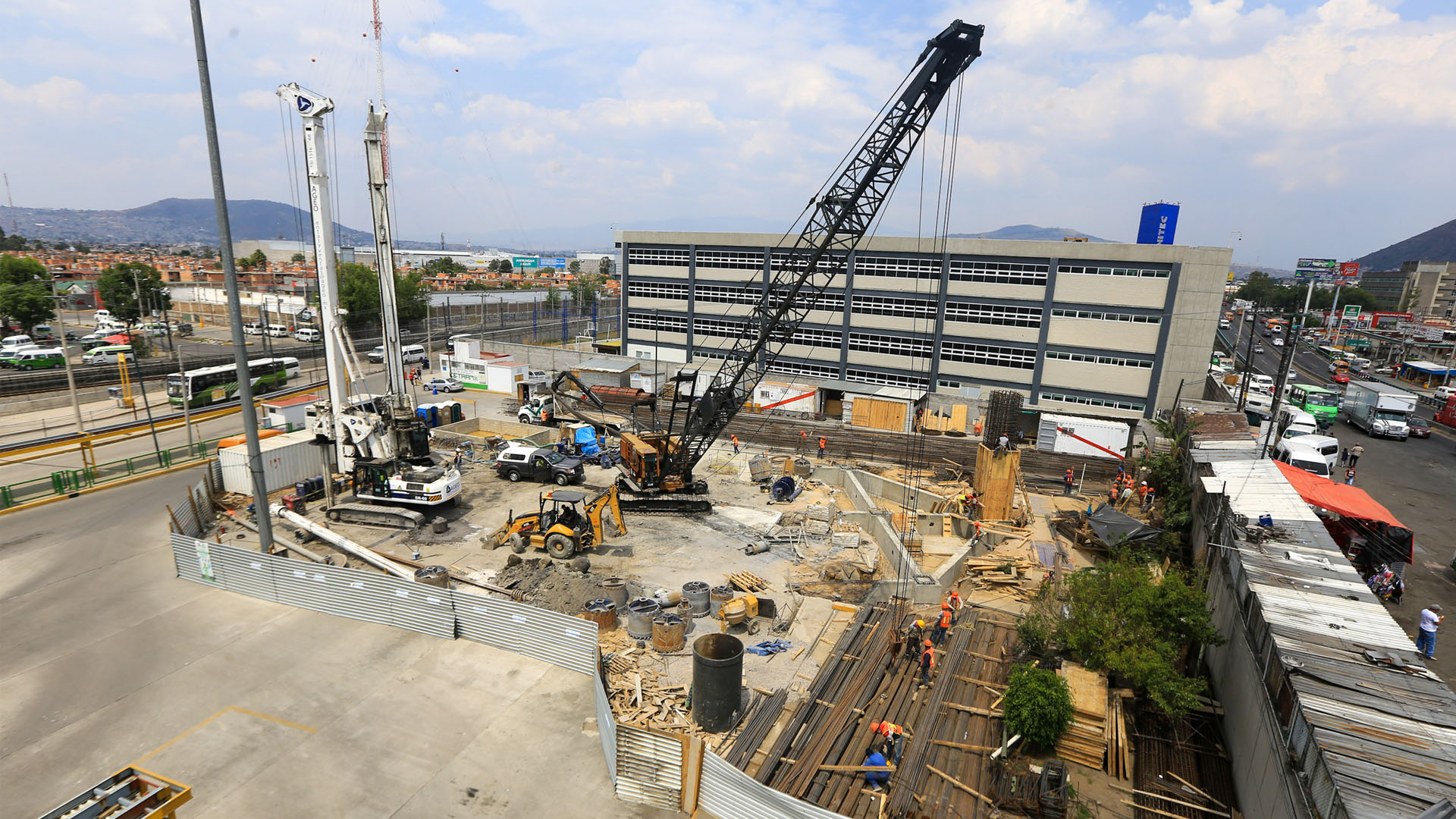 La producción industrial se desploma un 10 % en 2020 en México