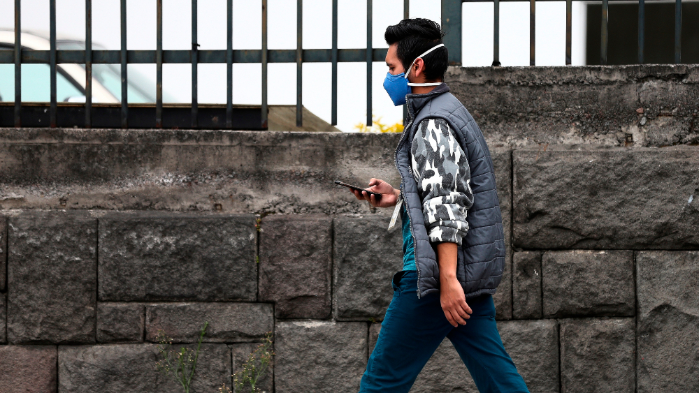 Más de 74 mil personas sancionadas por incumplir el toque de queda en Ecuador