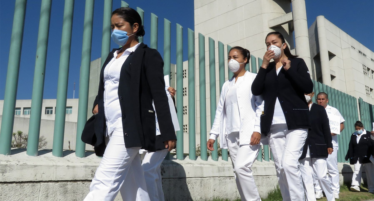 Casi la mitad de enfermeras y enfermeros de México son egresados de la UNAM