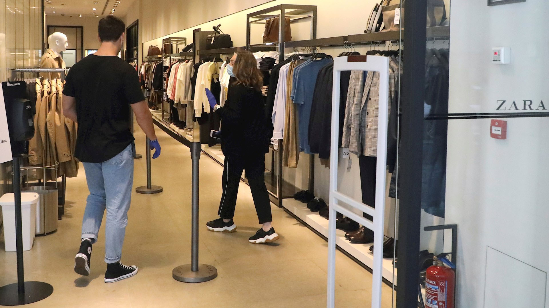 España alista desconfinamiento ante incertidumbre económica por COVID-19