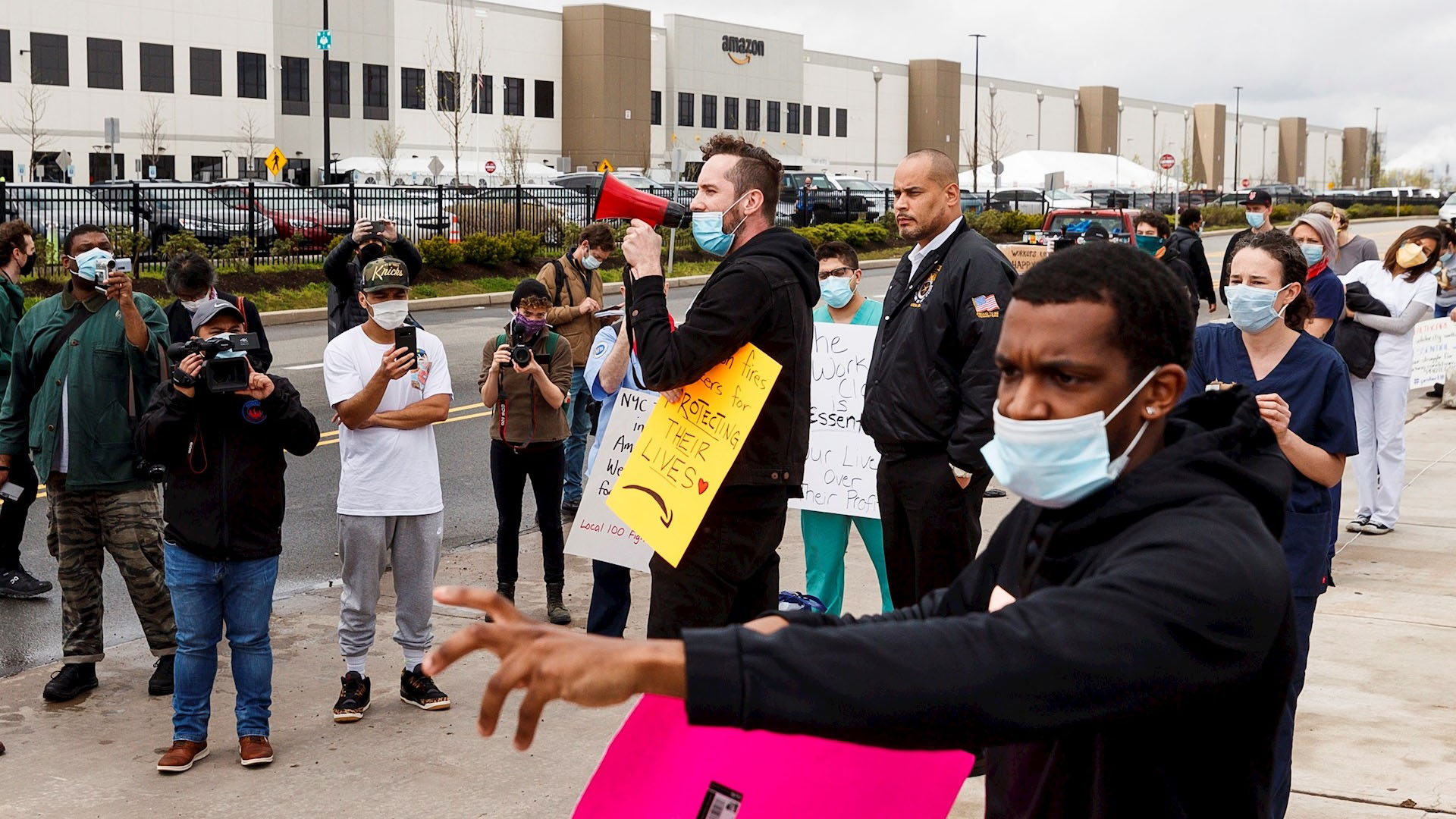 Suman 63 mil 849 muertos por COVID-19 en Estados Unidos