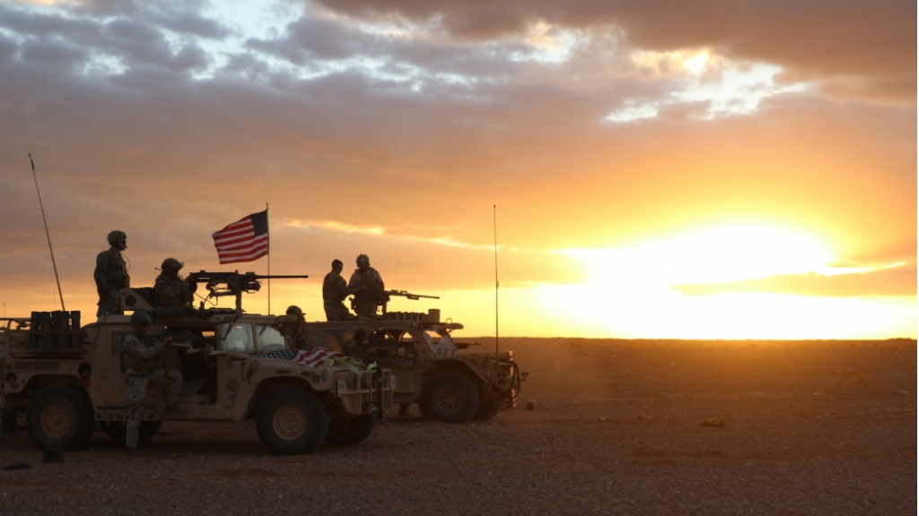 EE.UU. bombardea posiciones de milicias apoyadas por Irán en Siria e Irak - estados-unidos-siria-militares-soldados