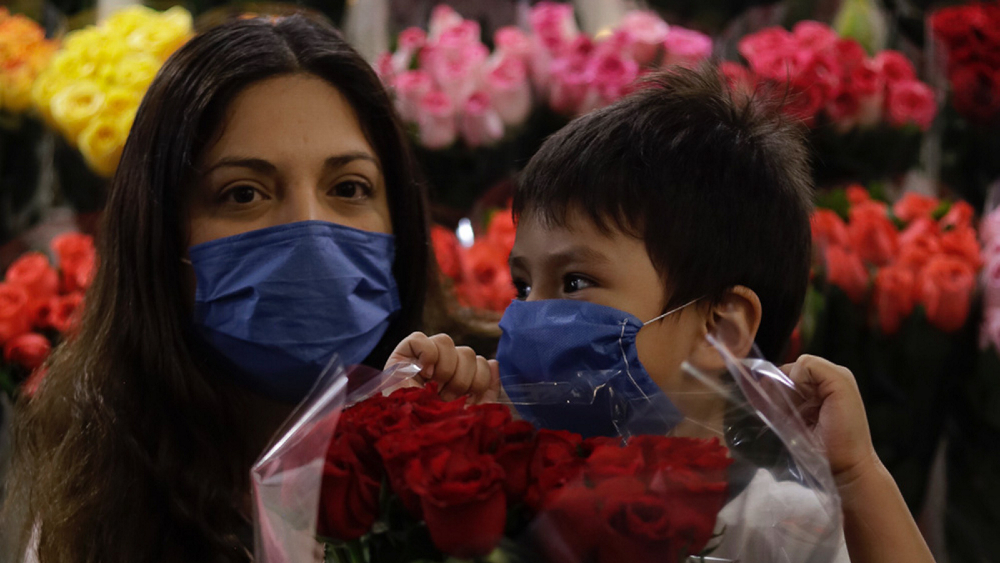 Este 10 de mayo no salgan a ver a las mamás, pide López-Gatell