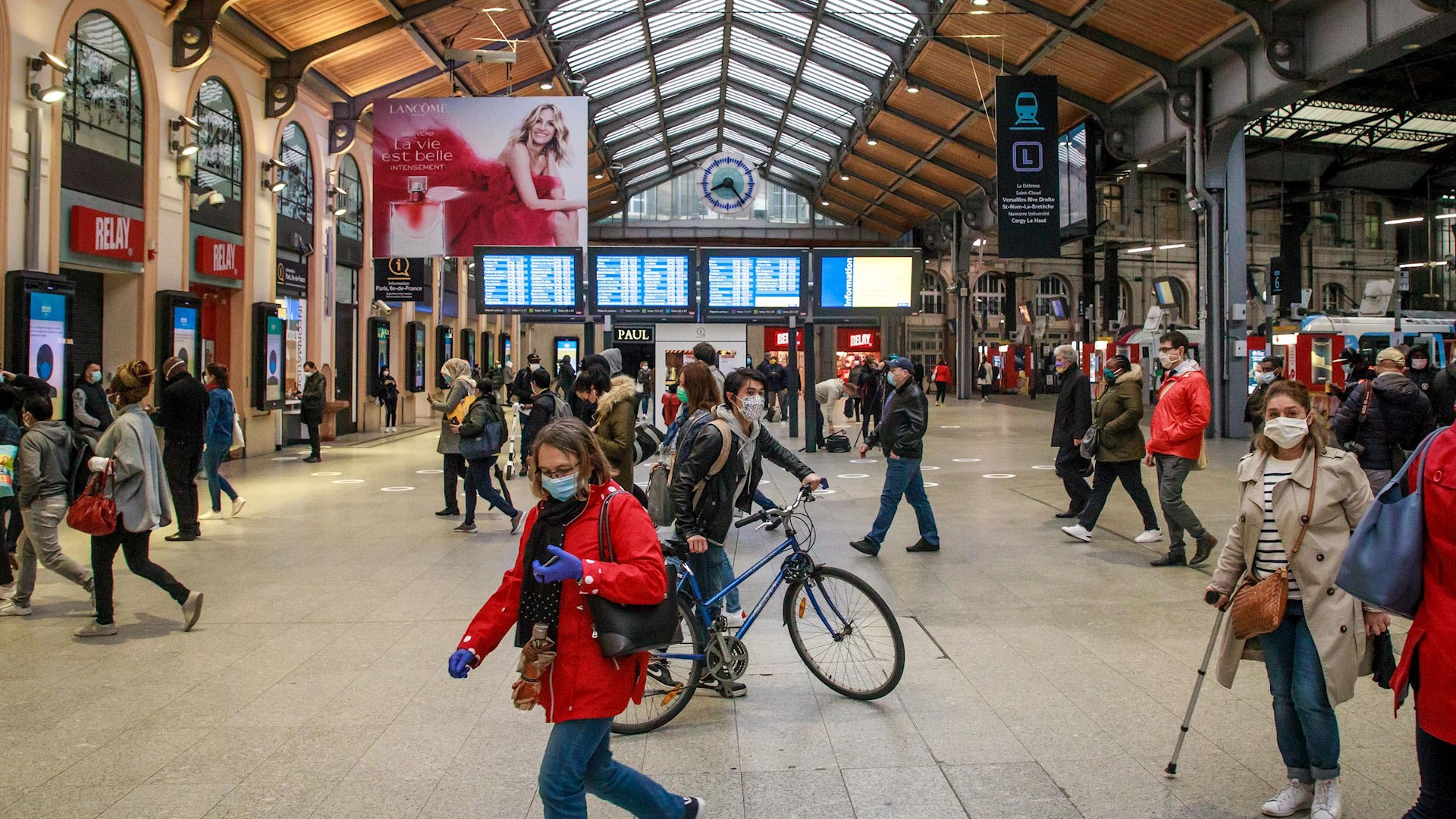 Francia comienza desconfinamiento por COVID-19